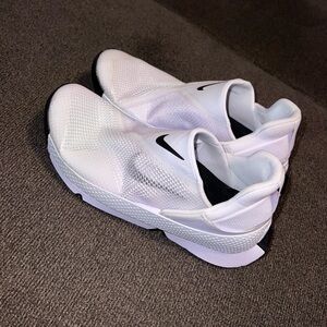Nike Go FlyEase